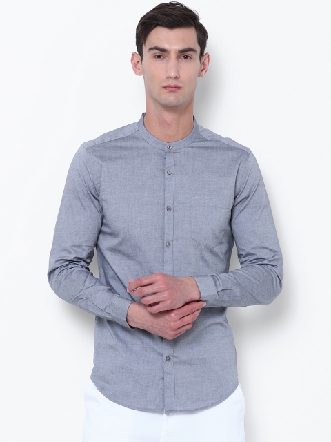 

Black coffee Men Grey Slim Fit Solid Casual Shirt