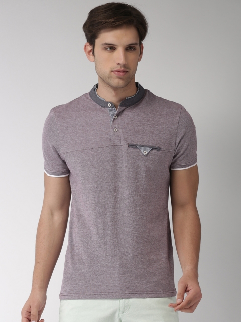 

Celio Men Taupe Solid Mandarin Collar Pure Cotton T-shirt
