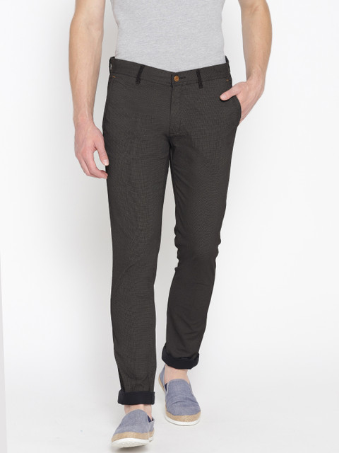 

Blackberrys Men Charcoal Grey Narrow Fit Printed Chinos