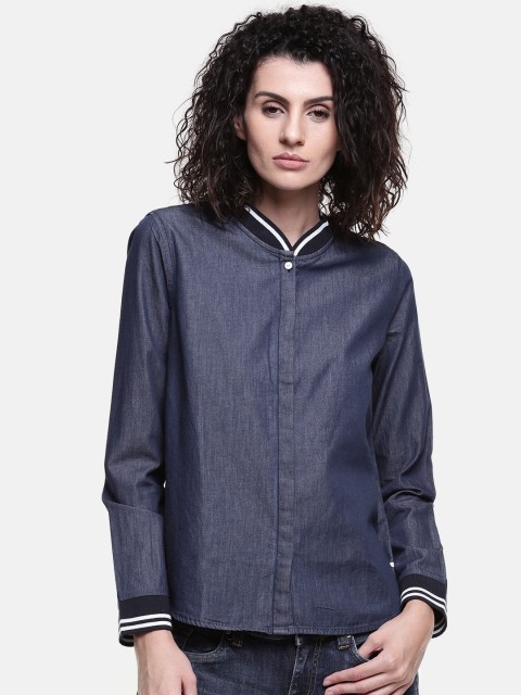 

Lee Women Navy Blue Regular Fit Solid Casual Shirt