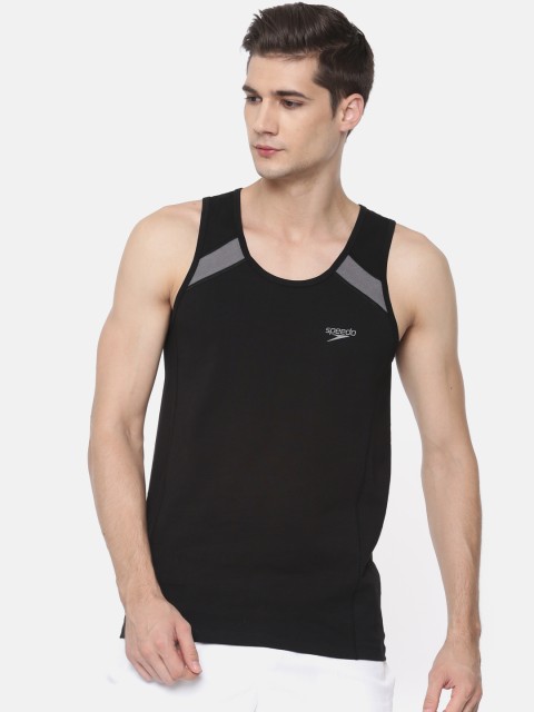 

Speedo Men Black Solid Round Neck T-shirt