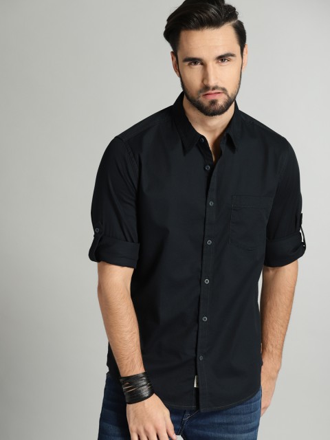 

Roadster Men Navy Blue Regular Fit Solid Casual Shirt