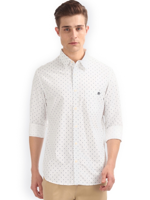 

Aeropostale Men White Regular Fit Printed Casual Shirt