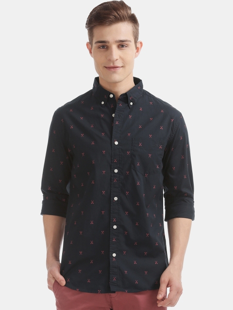 

Aeropostale Men Black Regular Fit Printed Casual Shirt