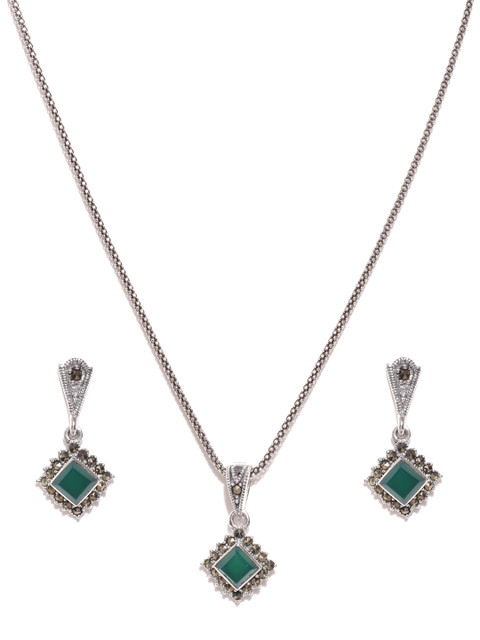 

Alamod Oxidised Silver-Toned & Green Stone-Studded Jewellery Set