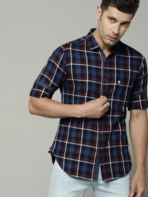 

French Connection Men Blue & Red Slim Fit Checked Casual Shirt