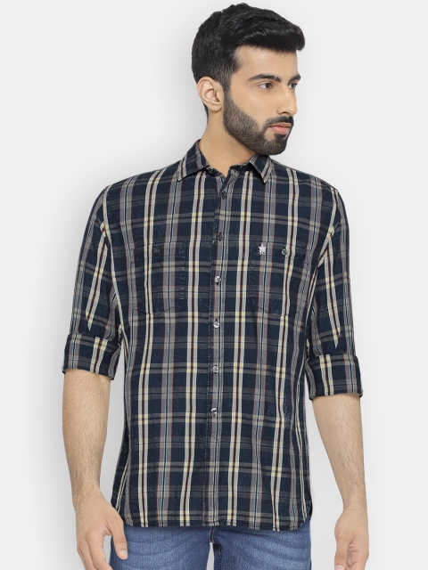 

French Connection Men Blue & Cream-Coloured Slim Fit Checked Casual Shirt