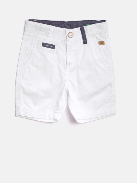 

United Colors of Benetton Boys White Solid Chino Shorts