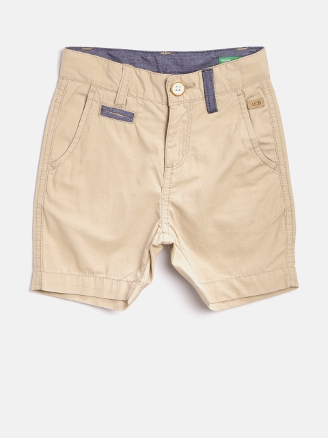 

United Colors of Benetton Boys Beige Solid Chino Shorts