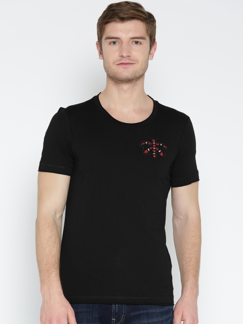 

Antony Morato Men Black Solid Round Neck T-shirt