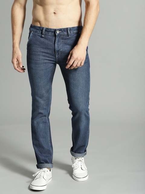 

Roadster Time Travlr Men Blue Regular Fit Mid-Rise Clean Look Jeans