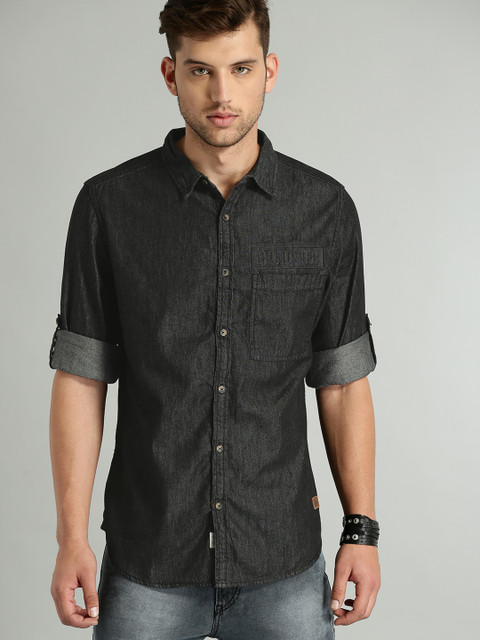 

Roadster Men Black Regular Fit Solid Casual Shirt