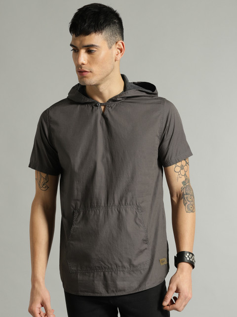 

Roadster Men Taupe Solid Hood T-shirt