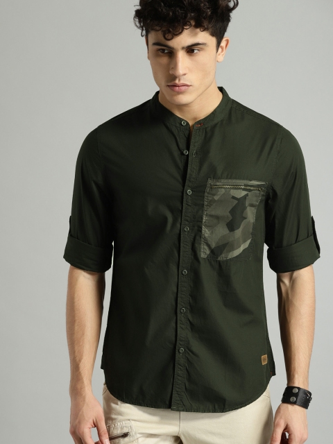 

Roadster Men Olive Green Regular Fit Solid Casual Shirt