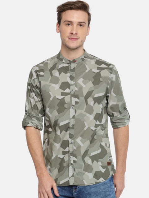 

Roadster Men Olive Green Regular Fit Camouflage Print Casual Shirt