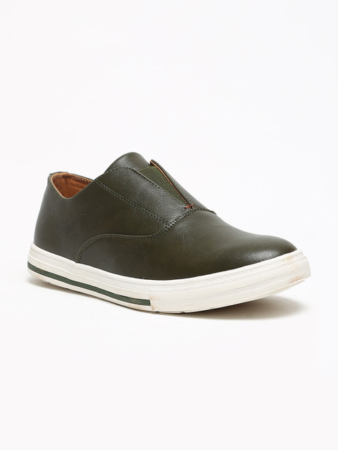 

LOCOMOTIVE Men Green Slip-On Sneakers