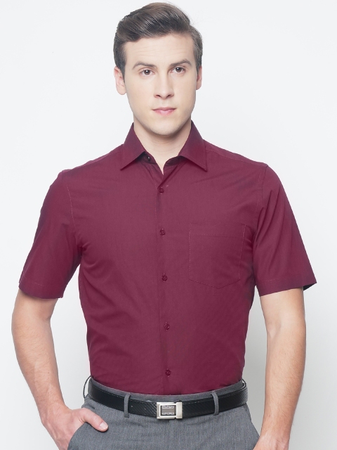 

IVOC Men Maroon Slim Fit Solid Formal Shirt