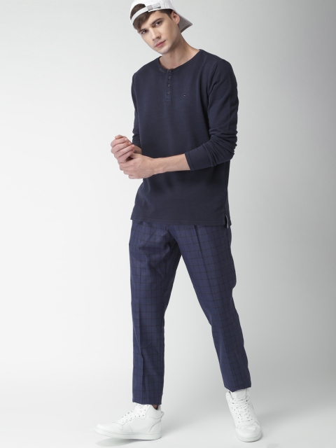 

Tommy Hilfiger Men Black Solid Henley Neck T-shirt