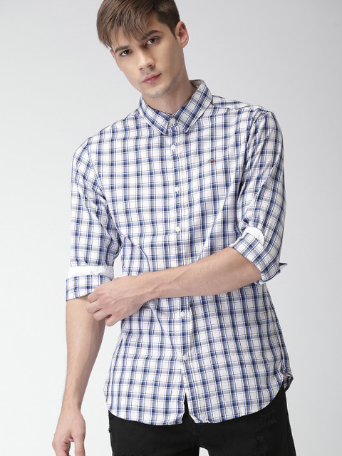 

Tommy Hilfiger Men White & Blue Regular Fit Checked Casual Shirt