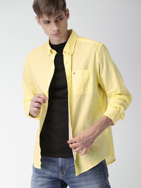 

Tommy Hilfiger Men Yellow Custom Regular Fit Solid Casual Shirt