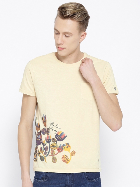 

Allen Solly Sport Men Beige Printed Round Neck T-shirt