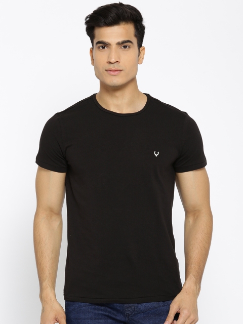 

Solly Jeans Co. Men Black Solid Round Neck T-shirt