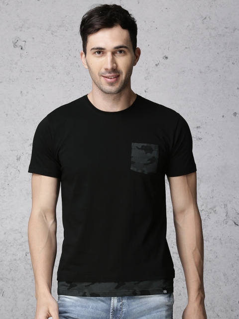 

Ecko Unltd Men Black Solid Slim Fit Round Neck T-shirt