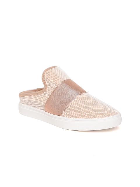 

Steve Madden Women Peach-Coloured Textured Slip-On Sneakers