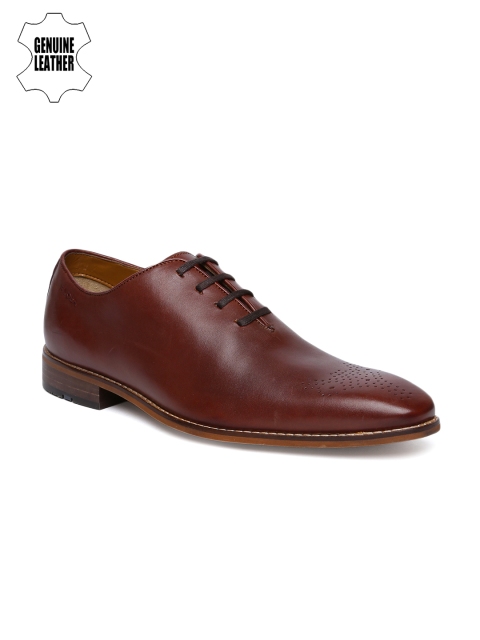 

Ruosh Men Brown Formal Leather Oxfords