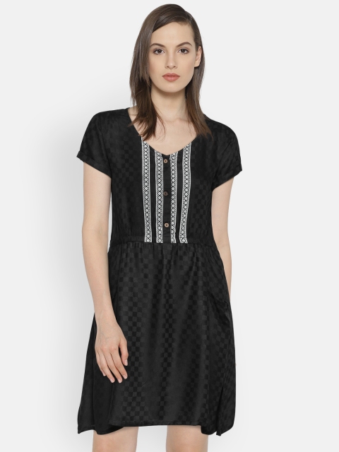 

Bronz Women Black Self-Design Fit & Flare Dress