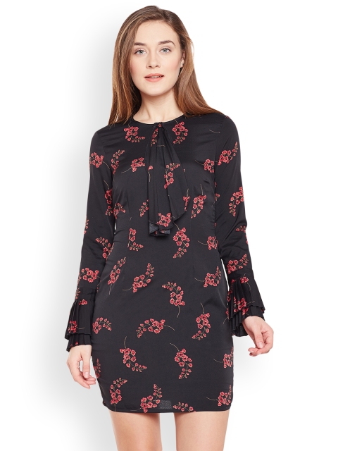 

Oxolloxo Women Black & Red Printed Sheath Dress