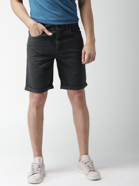 

Mast & Harbour Men Charcoal Grey Solid Slim Fit Shorts