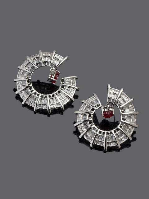

Studio Voylla Love Lock Silver-Toned Circular Studs