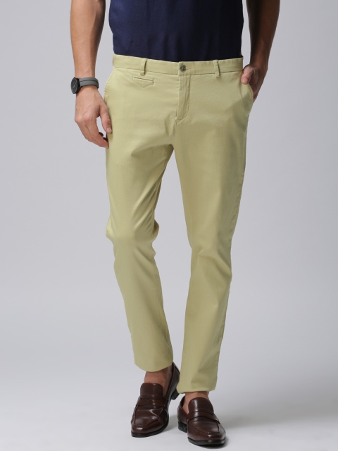 

True Blue Men Beige Regular Fit Printed Regular Trousers