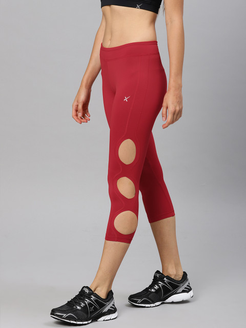 

HRX by Hrithik Roshan Women Red Solid Three-Fourth Length Tights