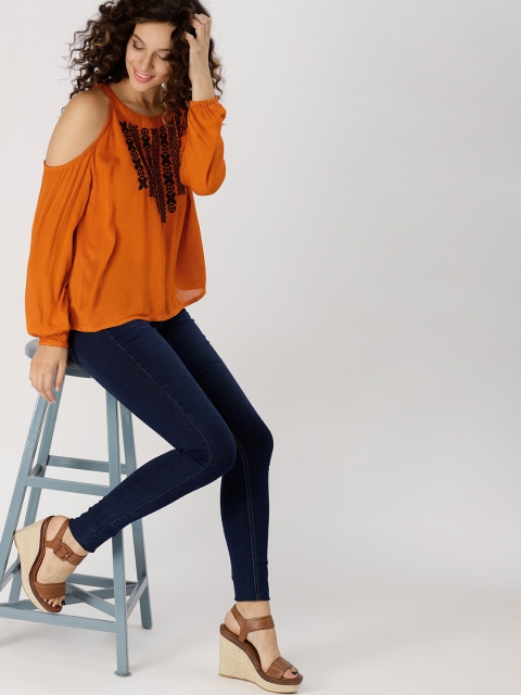 

DressBerry Women Rust Orange & Navy Solid Cold-Shoulder Top