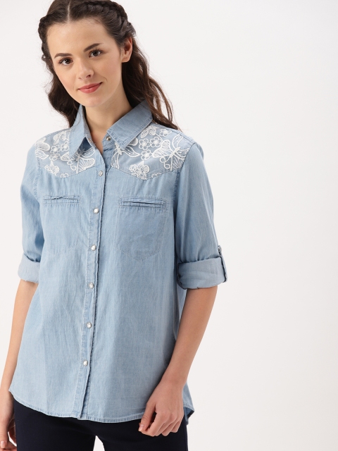 

DressBerry Women Blue Regular Fit Solid Chambray Casual Shirt with Lace Patch