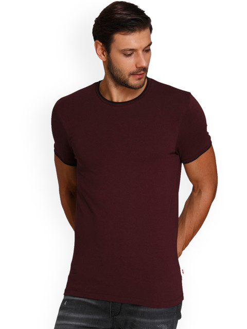 

Jack & Jones Men Burgundy Solid Round Neck T-shirt