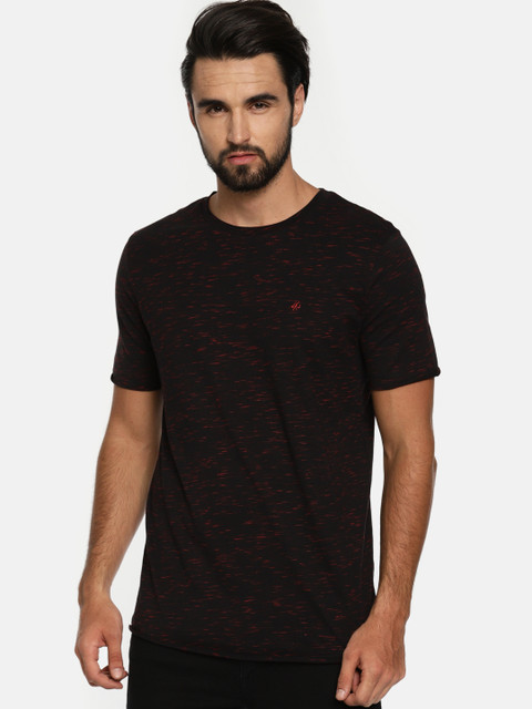 

Jack & Jones Men Black Solid Round Neck T-shirt