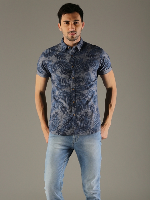 

Flying Machine Men Blue Slim Fit Printed Casual Shirt