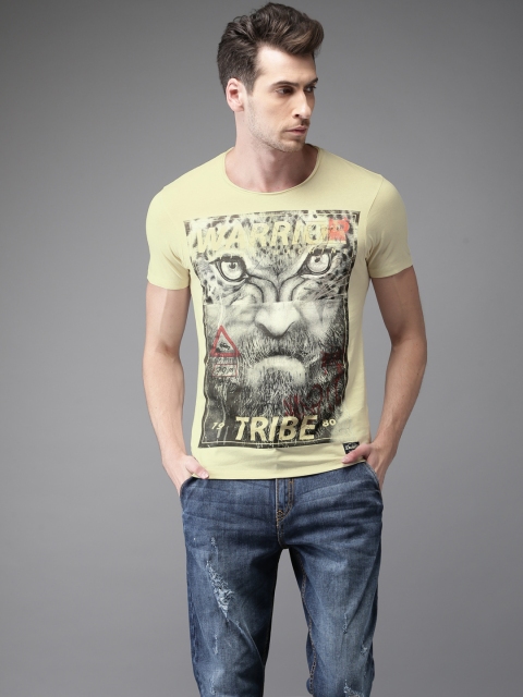 

Flying Machine Men Cream-Coloured Printed Round Neck Pure Cotton T-shirt
