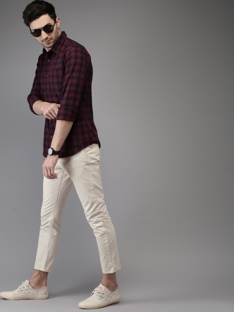 

HERE&NOW Men Off-White Slim Fit Solid Cropped Chinos