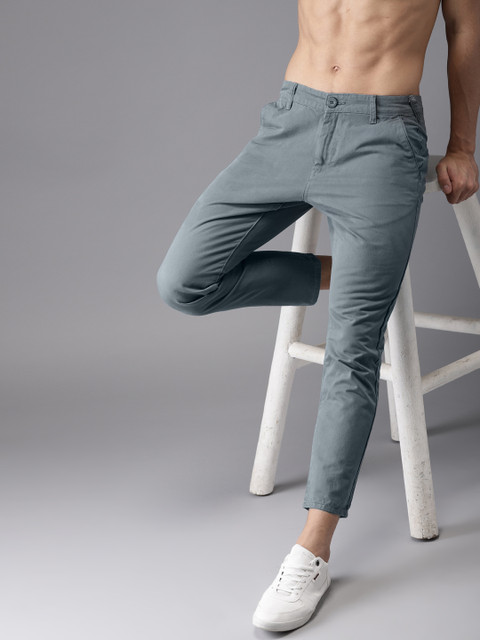 

HERE&NOW Men Grey Slim Fit Solid Cropped Chinos
