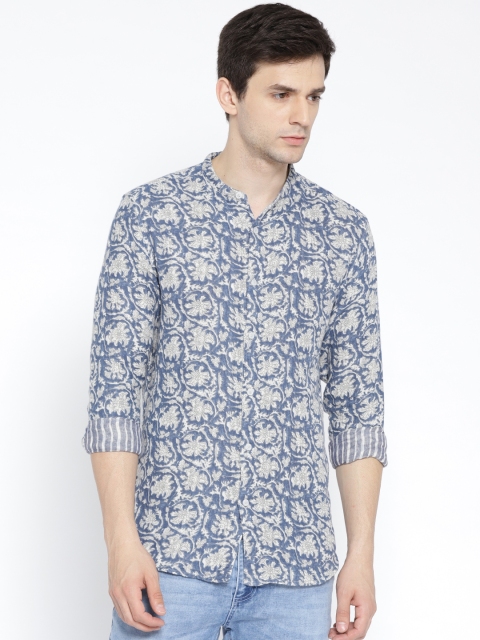 

Jack & Jones Men Blue & Off-White Regular Fit Printed Casual Shirt