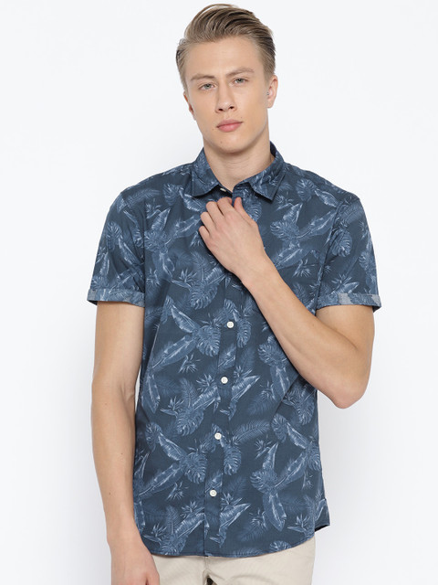 

Jack & Jones Men Navy Blue Regular Fit Printed Casual Shirt