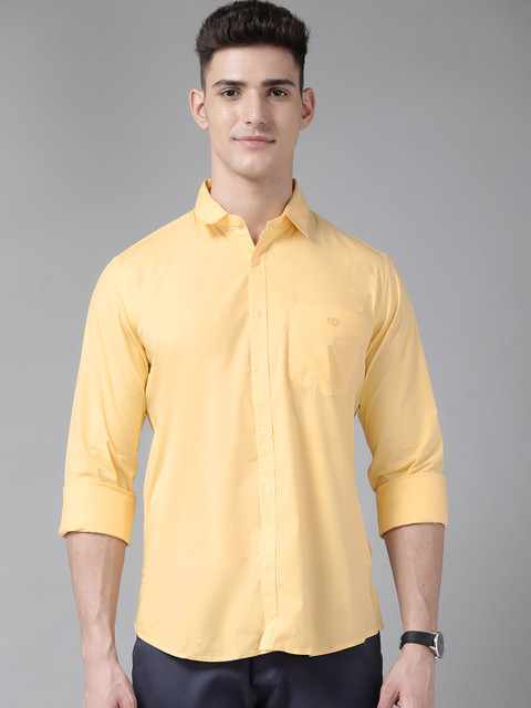 

Van Heusen Sport Men Yellow Pure Cotton Opaque Slim Fit Shirt