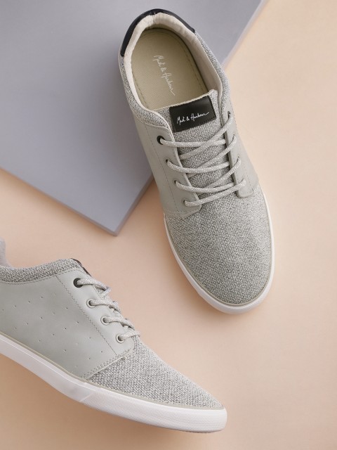 

Mast & Harbour Men Grey Sneakers