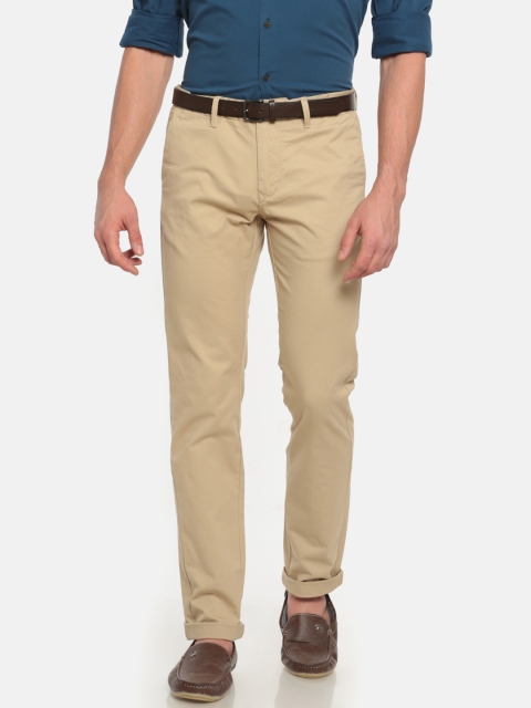 

Indian Terrain Men Beige Brooklyn Slim Fit Solid Chinos