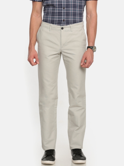 

Indian Terrain Men Off-White Kansas Regular Fit Solid Chinos