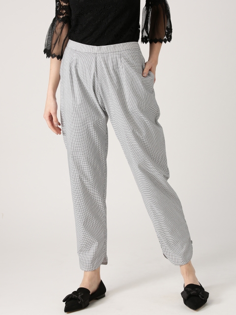 

Libas Women White & Black Regular Fit Checked Trousers